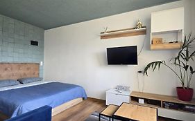 R&J Apartment II
